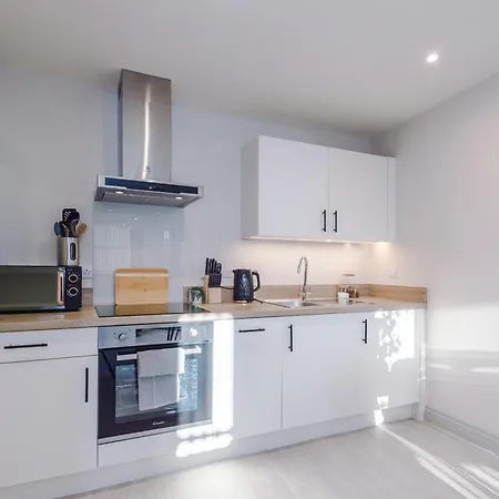 Stunning Flat In By Purestay Short