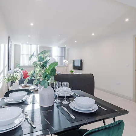 Stunning Flat In By Purestay Short * Leeds (West Yorkshire)