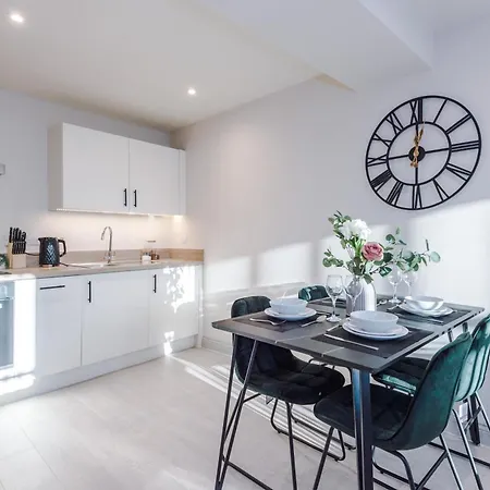 Apartment Stunning Flat In By Purestay Short