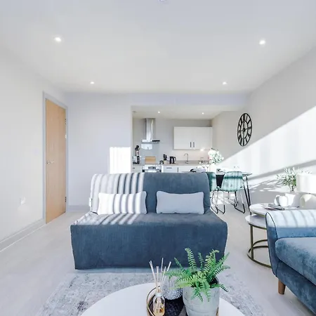 Stunning Flat In By Purestay Short Apartment *