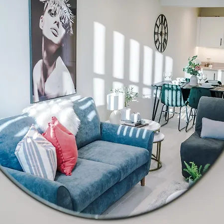 Apartment Stunning Flat In By Purestay Short