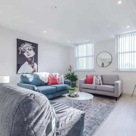 Stunning Flat In By Purestay Short * Leeds (West Yorkshire)
