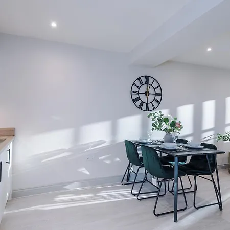 Stunning Flat In By Purestay Short Leeds (West Yorkshire)
